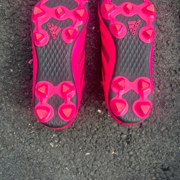 Adidas Cleats size 4 - Picture 4 of 5